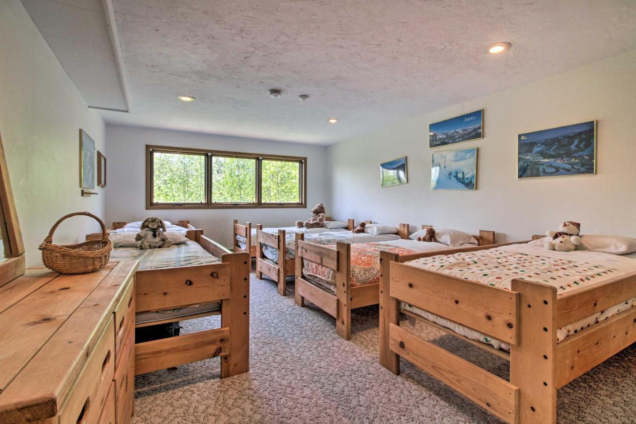 Timber Creek Townhome With 2 Decks And Mtn Views! เวสต์โดเวอร์ ภายนอก รูปภาพ